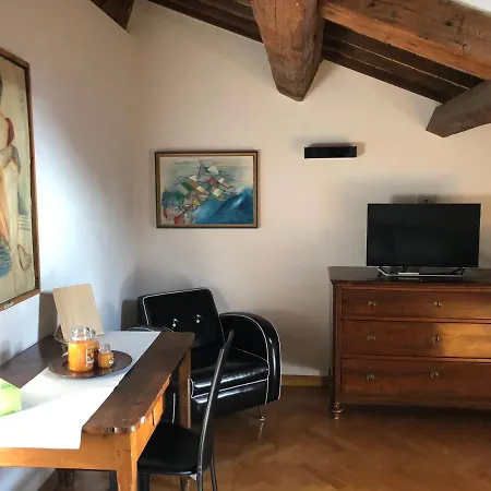 Residenza Privata Pedrotti 3* Виченца