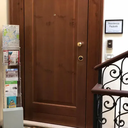 Residenza Privata Pedrotti 3* Виченца